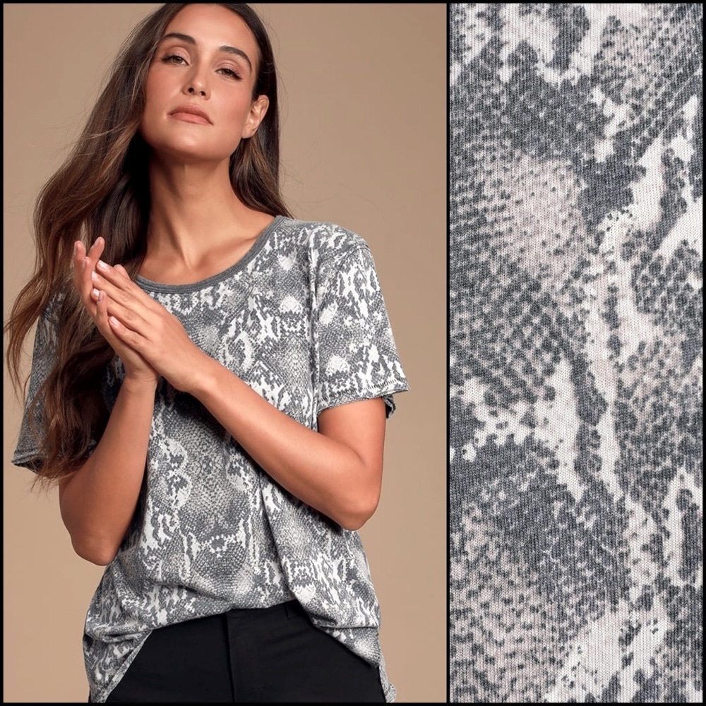 Free People Python Snake Print Short Sleeve Tee T-Shirt Top - Picture 3 of 11